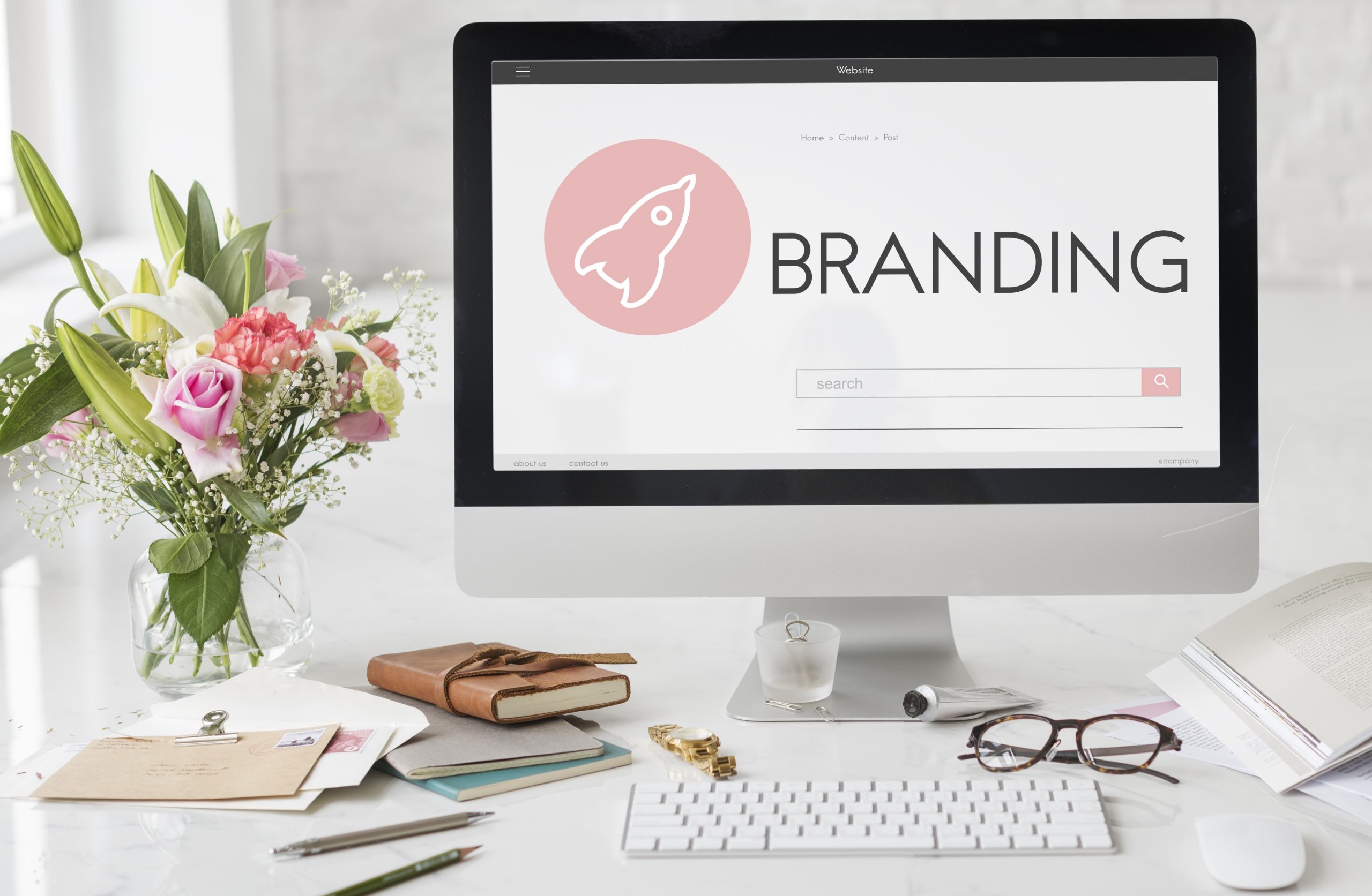Branding Copyright Design Spaceship Graphic Concept